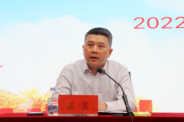 说明: http://www.fpnu.edu.cn/__local/C/E8/19/F9C2EF9ED2918F9C75574D95459_CBCBE164_23E5B.jpg